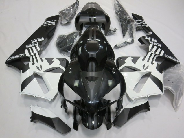 Logo Punisher In Bianco & Nero Opaco 05-06 Honda CBR600RR Carene Moto Logo Punisher In Bianco & Nero Opaco 05-06 Honda CBR600RR Carene Moto