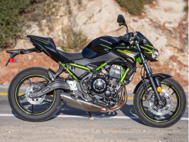 Comprare Carena Moto Kawasaki Ninja Z650 2020-2023 - Nero Giallo