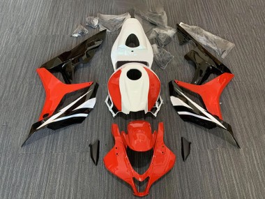 Comprare Kit Carena Moto Honda CBR600RR 2007-2008 - Bianco Rosso Nero Lucido