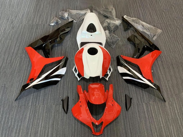 Comprare Kit Carena Moto Honda CBR600RR 2007-2008 - Bianco Rosso Nero Lucido