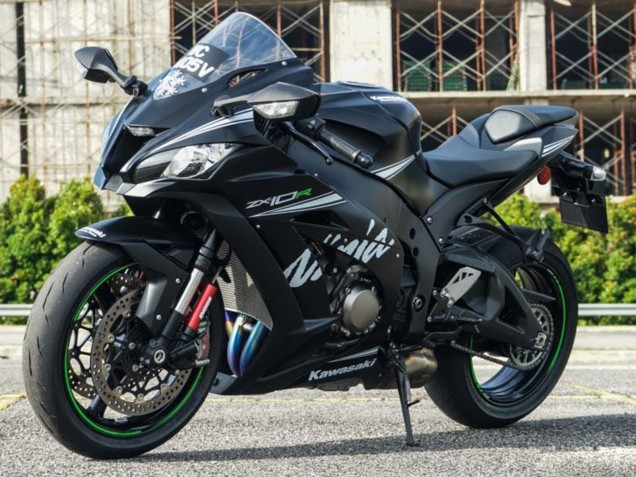 Comprare Carena Moto Kawasaki ZX10R 2011-2015 - Nero Opaco Bianco Verde Nevicare Decal