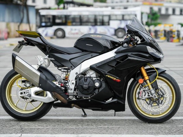 Comprare Carena Moto Aprilia RSV4 1100 2021-2024 - Nero